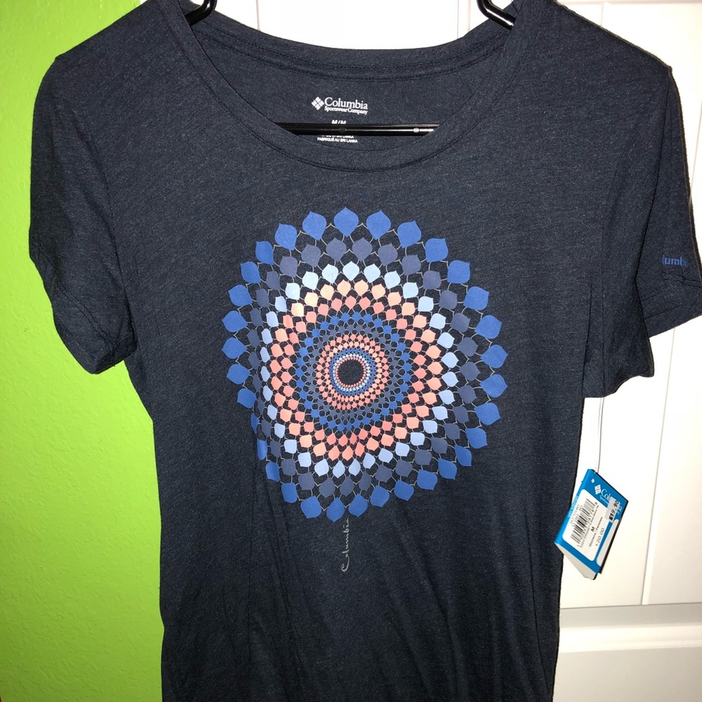 Women’s Columbia Tee NWT